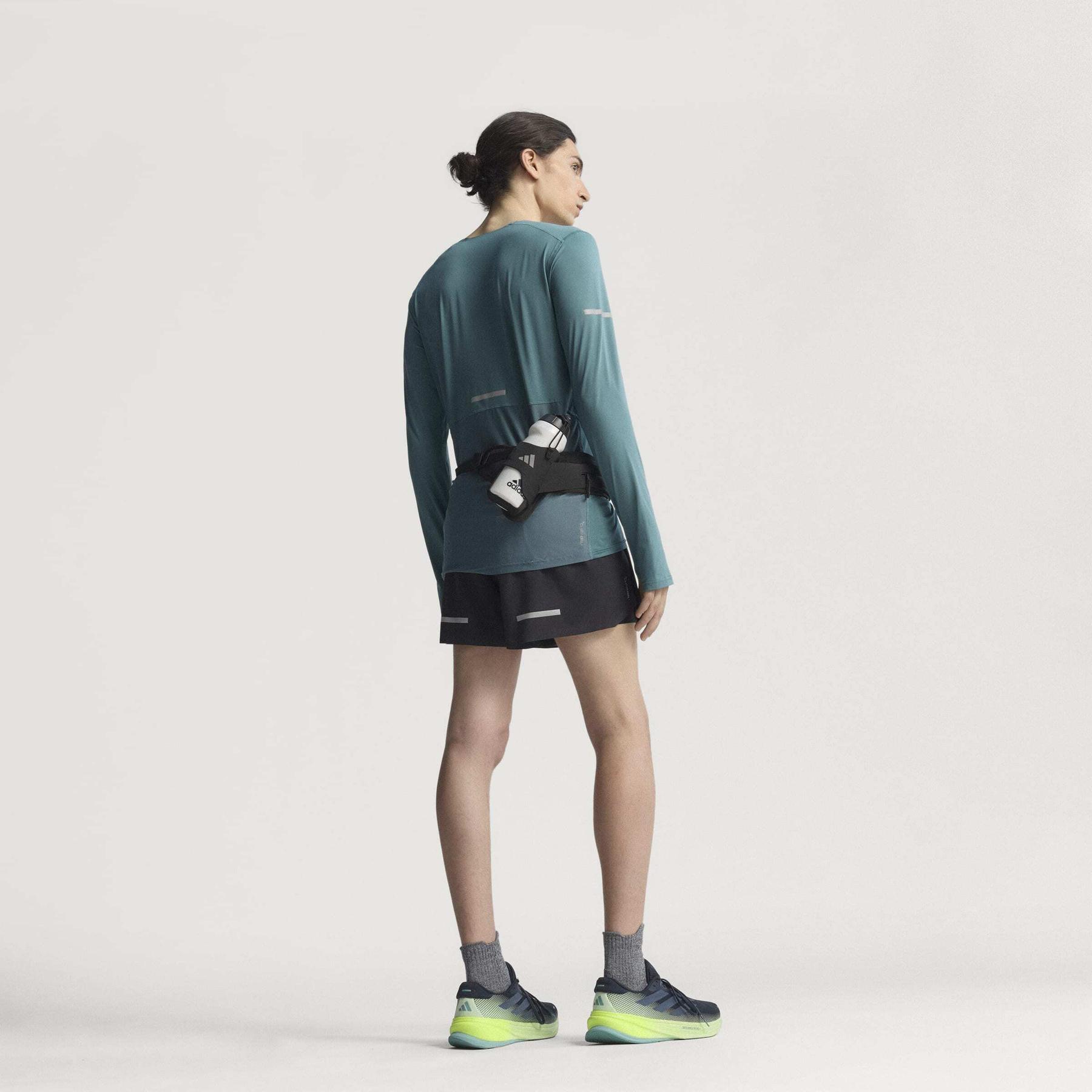 product/a/d/adidas_kb9917_12_apparel_photography_heromrktng_view_5.jpg