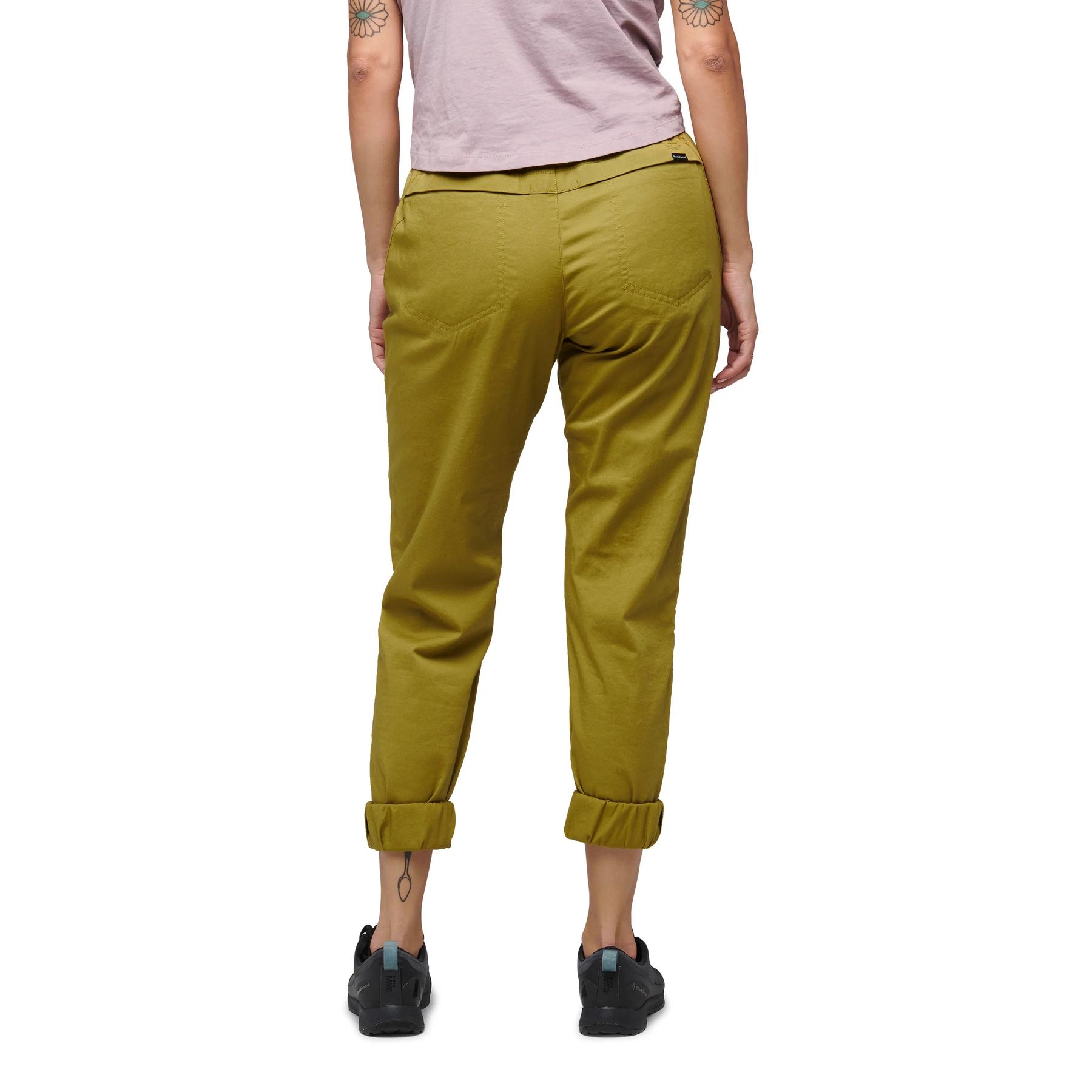 product/b/l/black-diamond_ap750061-3039_camp-green_2.jpg