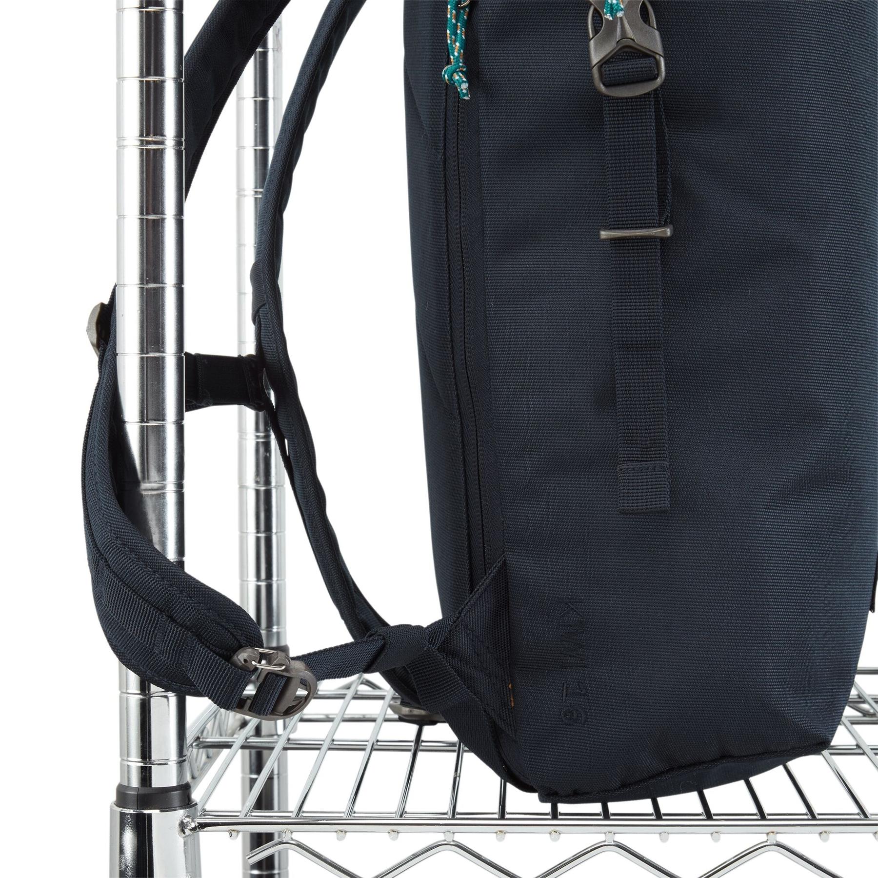 product/c/r/craghoppers_cer5162-7v1_blue-navy_5.jpg