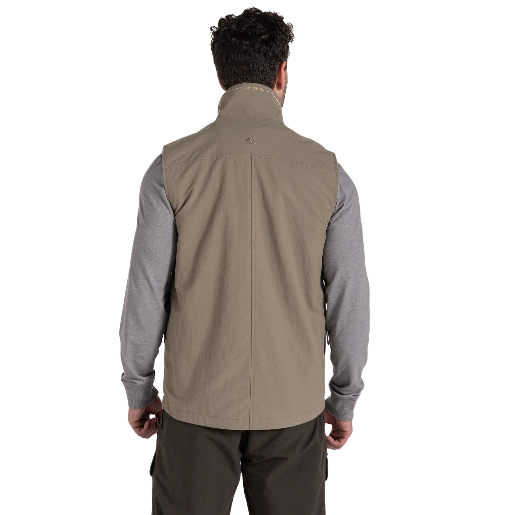 product/c/r/craghoppers_cmb830-62a_pebble_3.jpg
