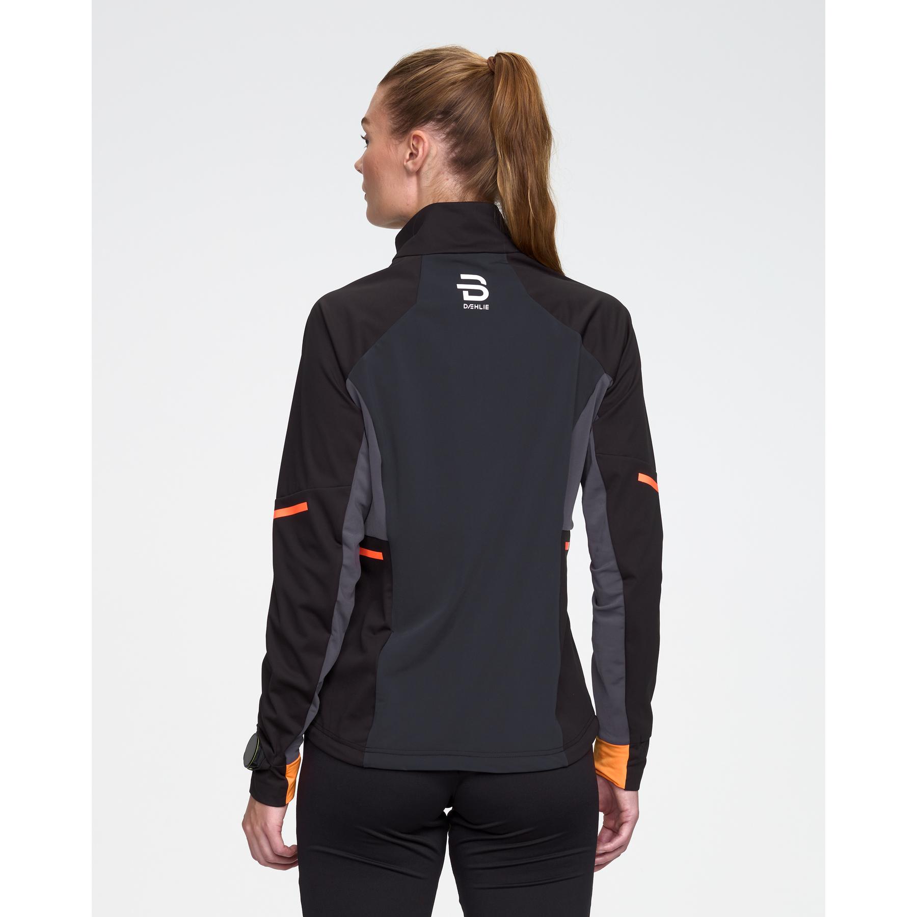 product/d/a/daehlie-sportswear_333919-99900_black_2.jpg