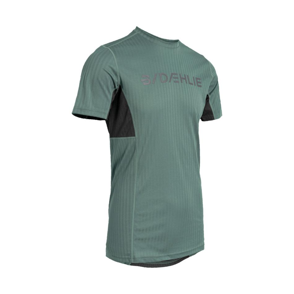 product/d/a/daehlie-sportswear_333944-53750_dark-forest_1.jpg