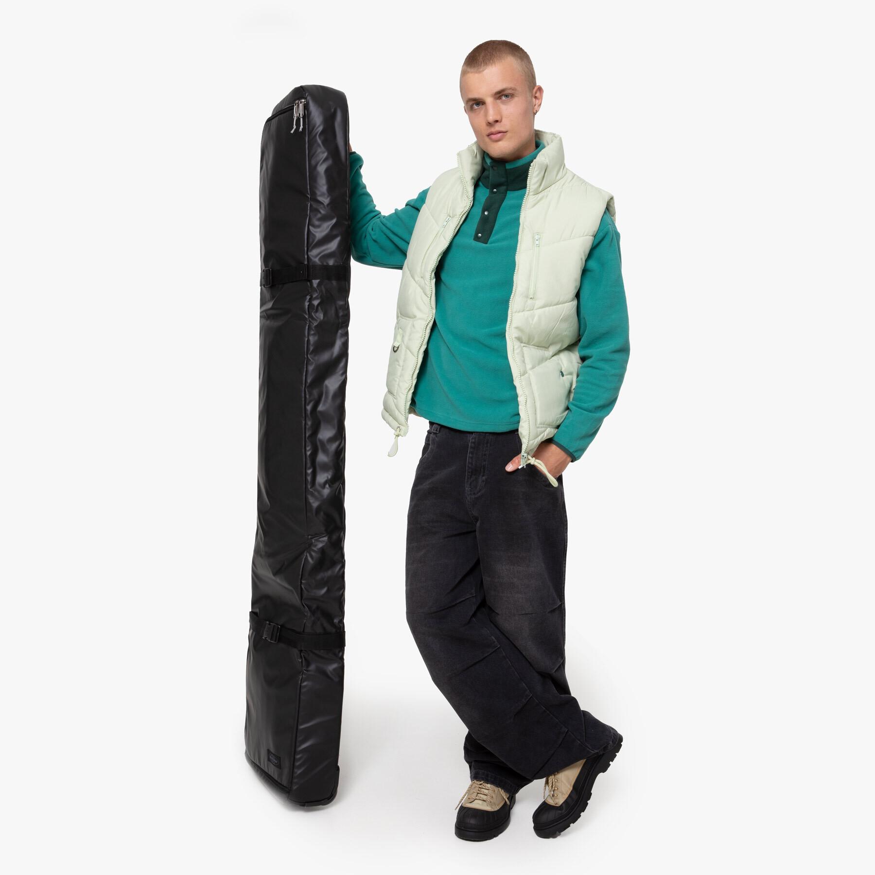 product/e/a/eastpak_ek0a5bjco13_tarp-black_9.jpg