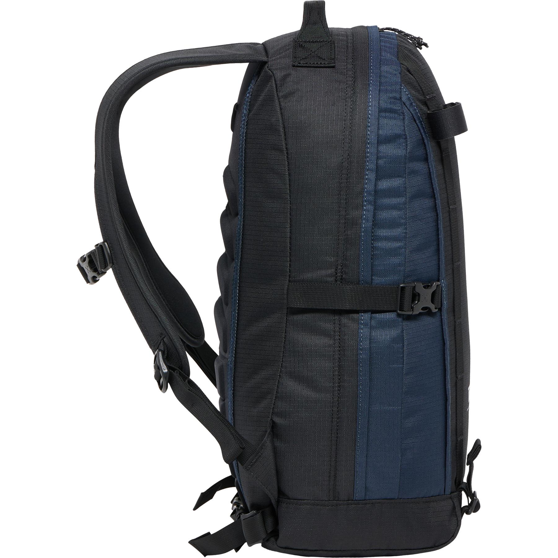 product/h/a/haglofs_338151-5sk_true-black-tarn-blue_3.jpg