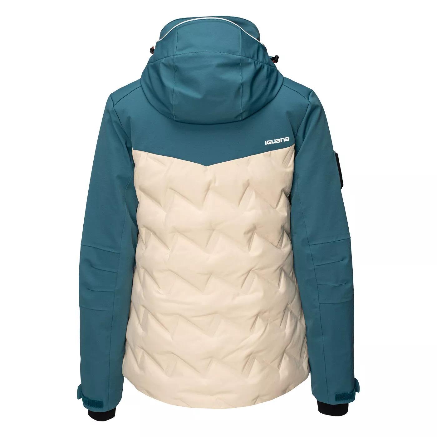 product/i/g/iguana_m000264369_colonial-blue-angora-camellia_3.jpg