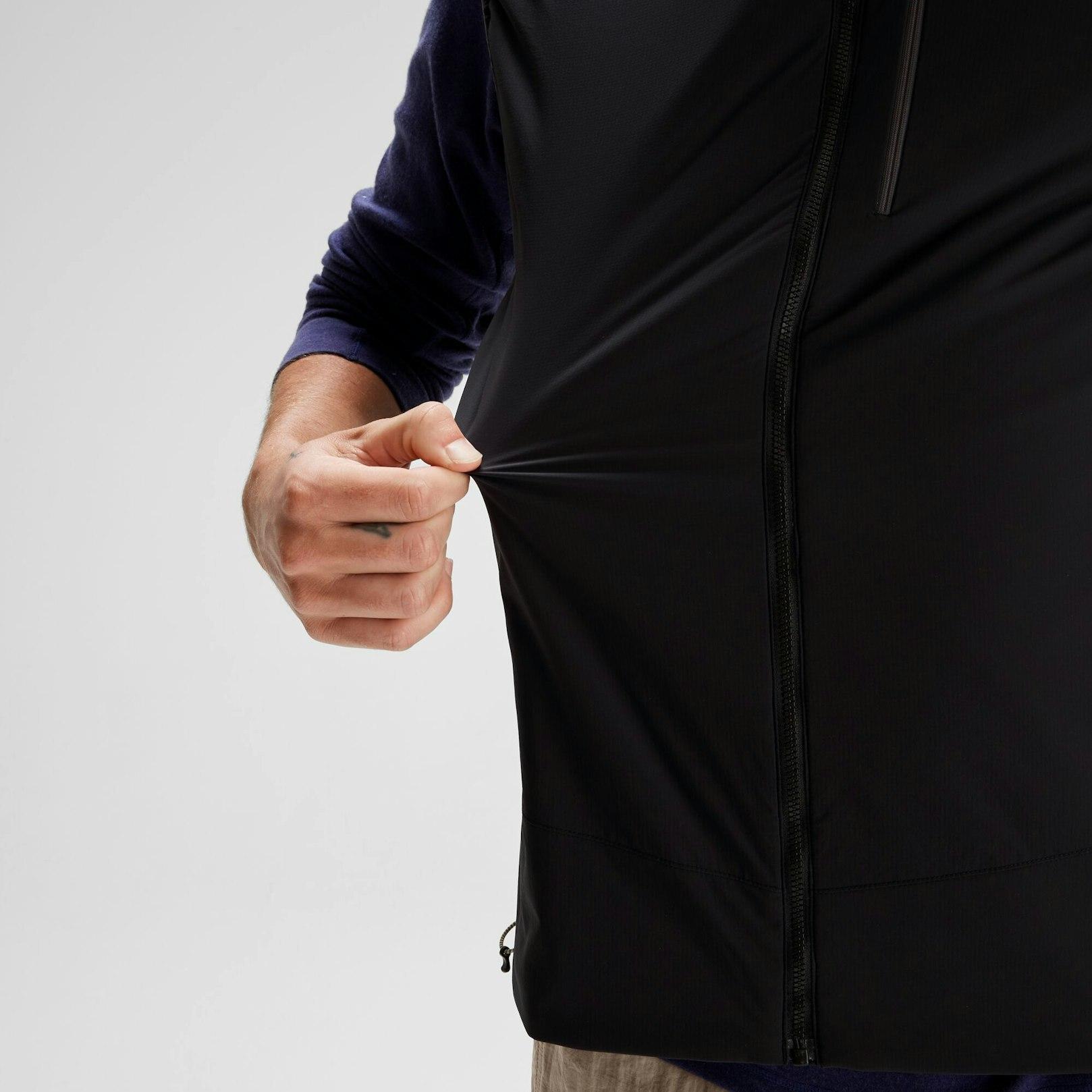 product/k/a/kathmandu_kb0615-7496-o4w_black-sting_7.jpg