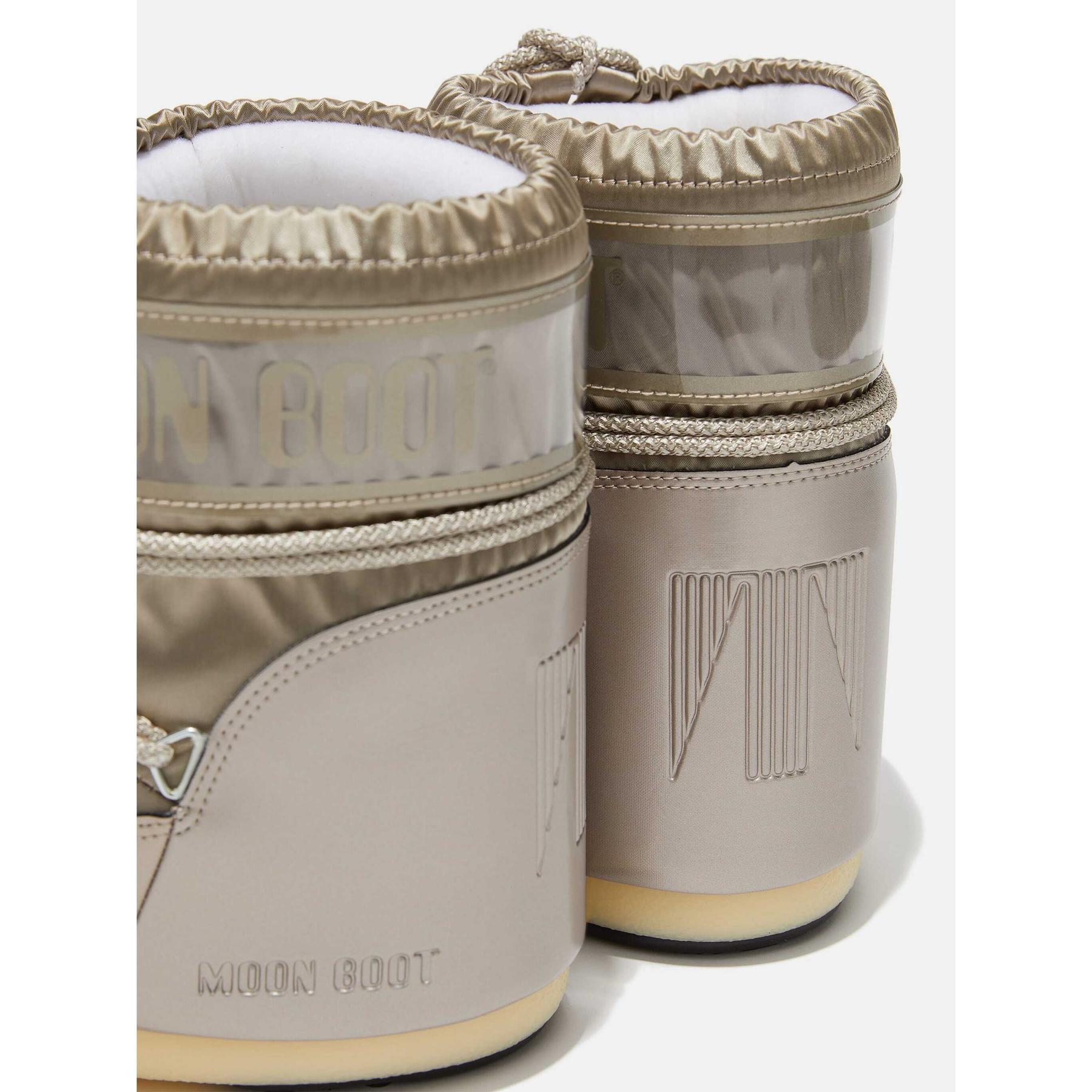 product/m/o/moon-boot-80d1409350-b003-platinum-4.jpg