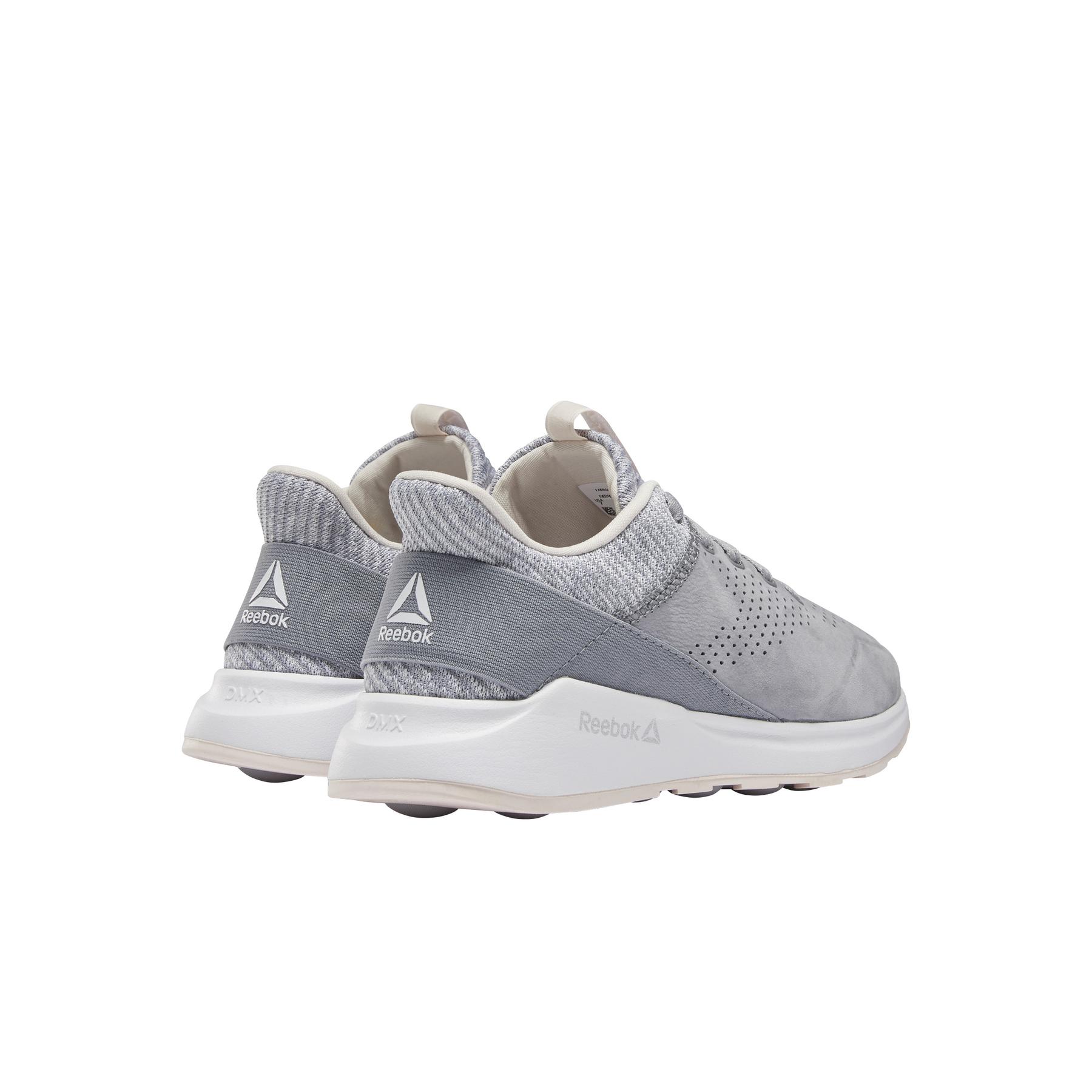 product/r/e/reebok_dv5829_6_footwear_photography_back_lateral_top_view_white_000.jpg