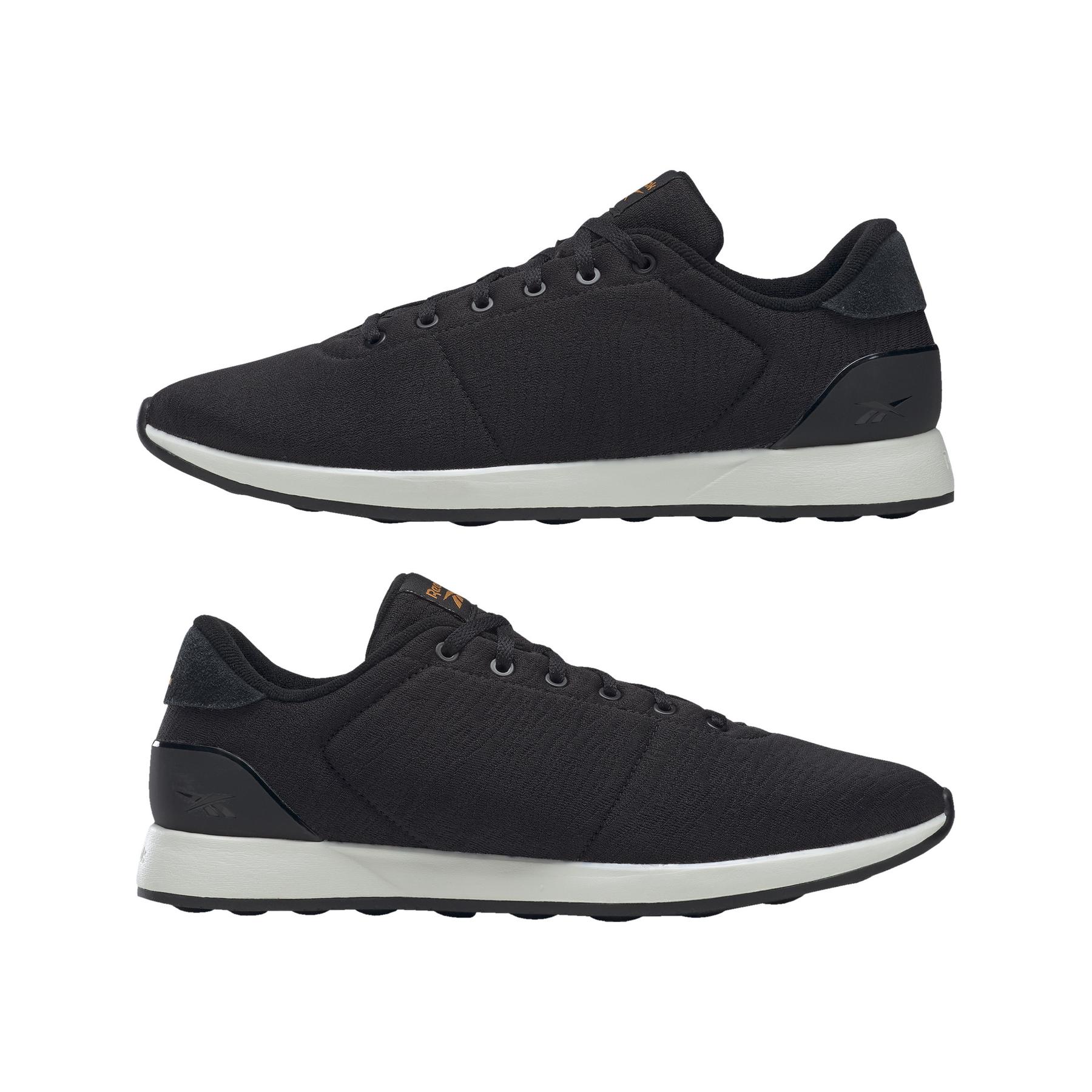 product/r/e/reebok_fz5539_10_footwear_photography_mirrored_pair_view_white_000.jpg