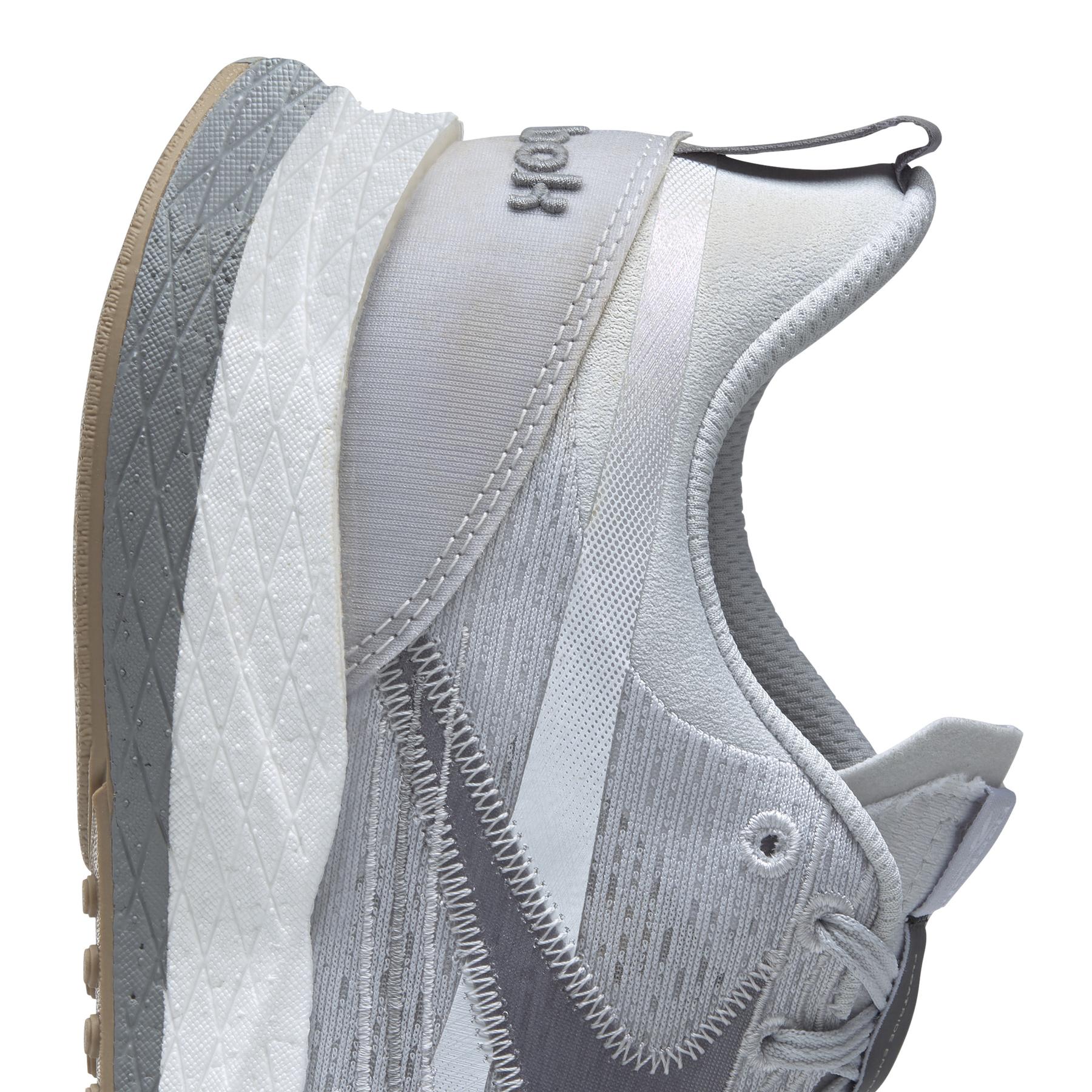 product/r/e/reebok_gy2387_7_footwear_photography_detail_view_1_white_000.jpg