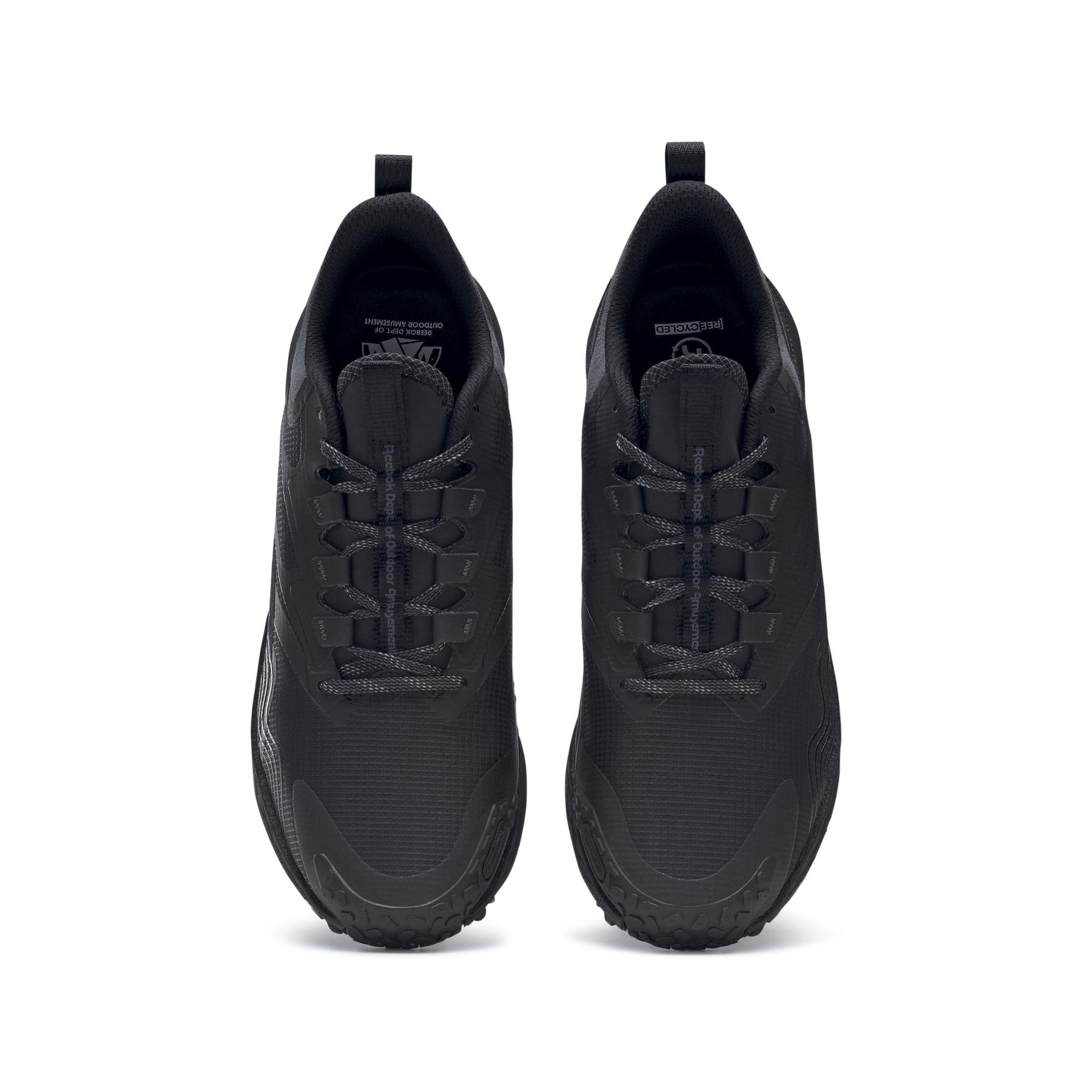 product/r/e/reebok_gz1405_2_footwear_photography_top_portrait_view_white_000.jpg