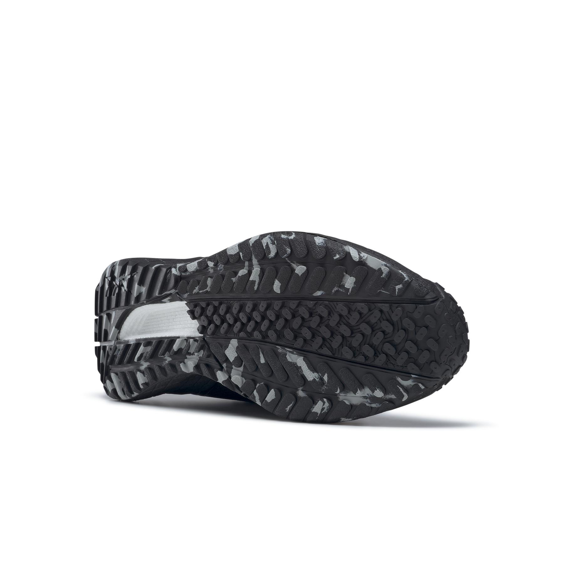 product/r/e/reebok_gz1405_3_footwear_photography_bottom_view_white_000.jpg