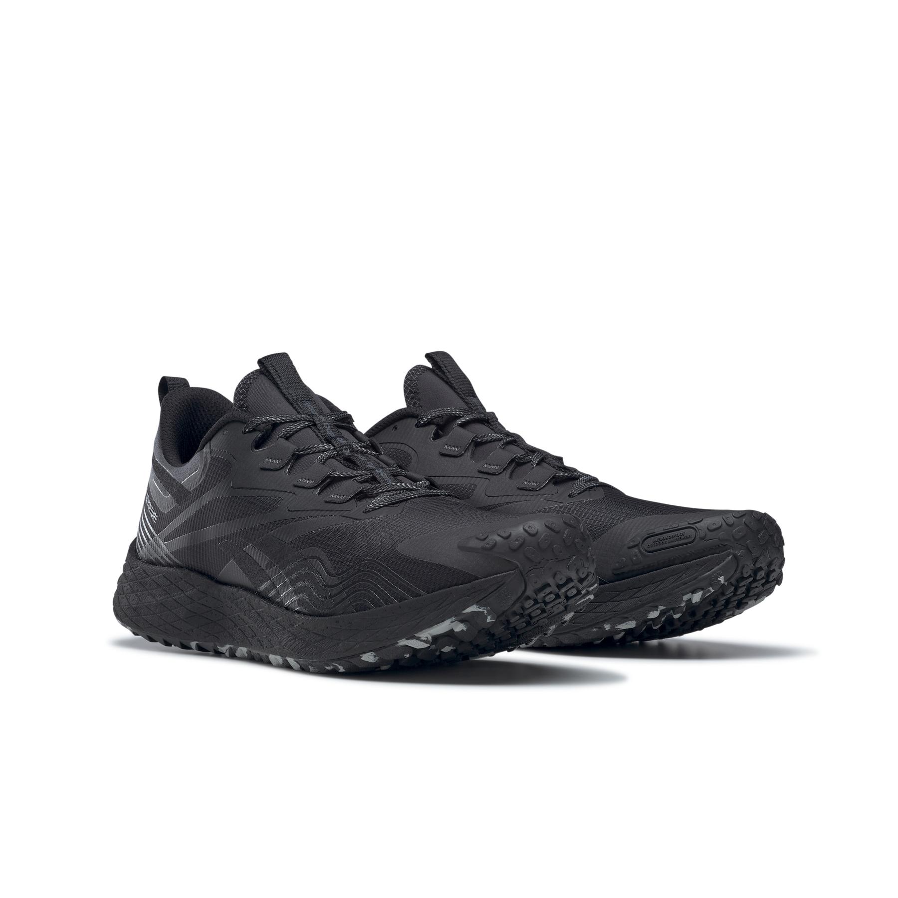 product/r/e/reebok_gz1405_5_footwear_photography_front_lateral_top_view_white_000.jpg