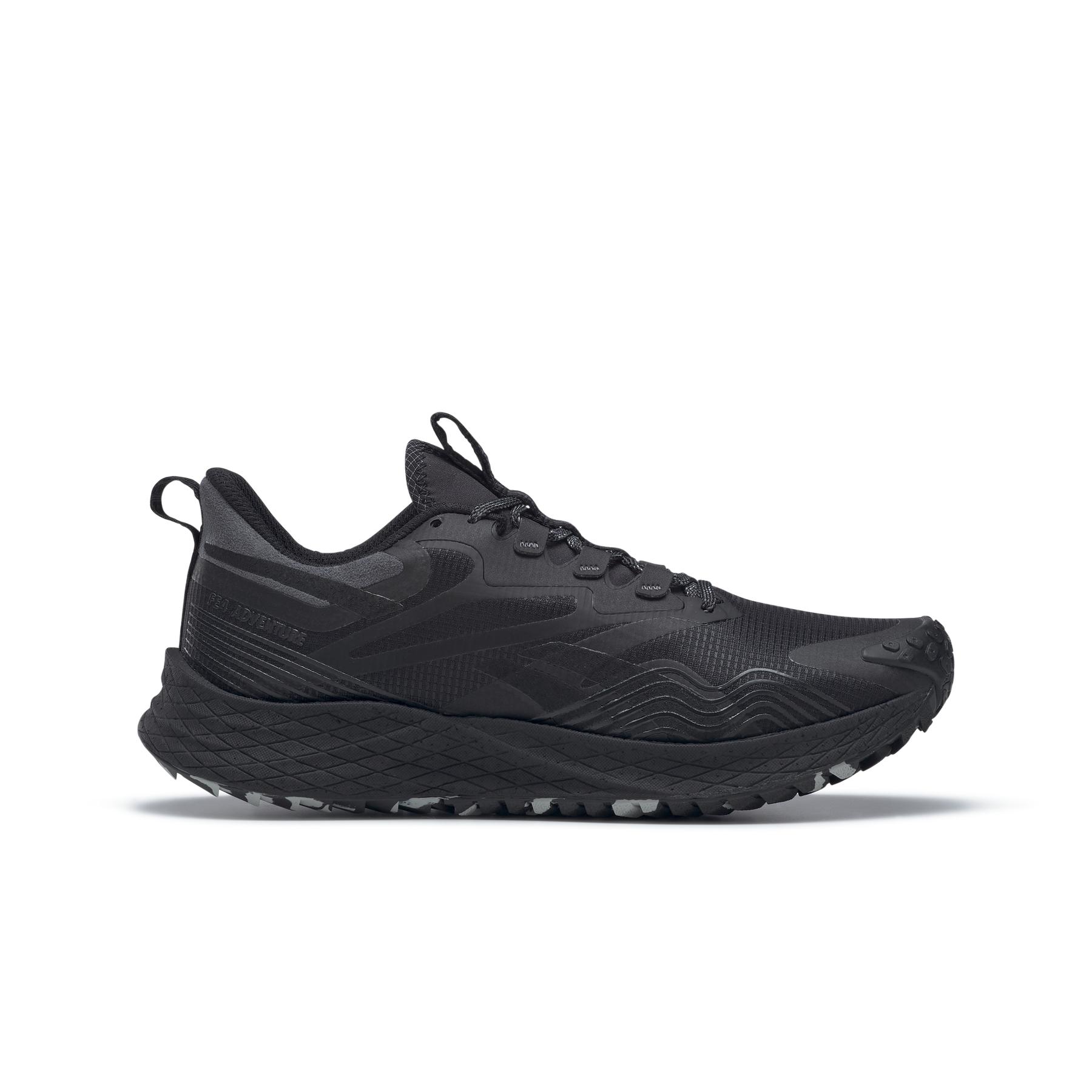 product/r/e/reebok_gz1406_1_footwear_photography_side_lateral_center_view_white_000.jpg