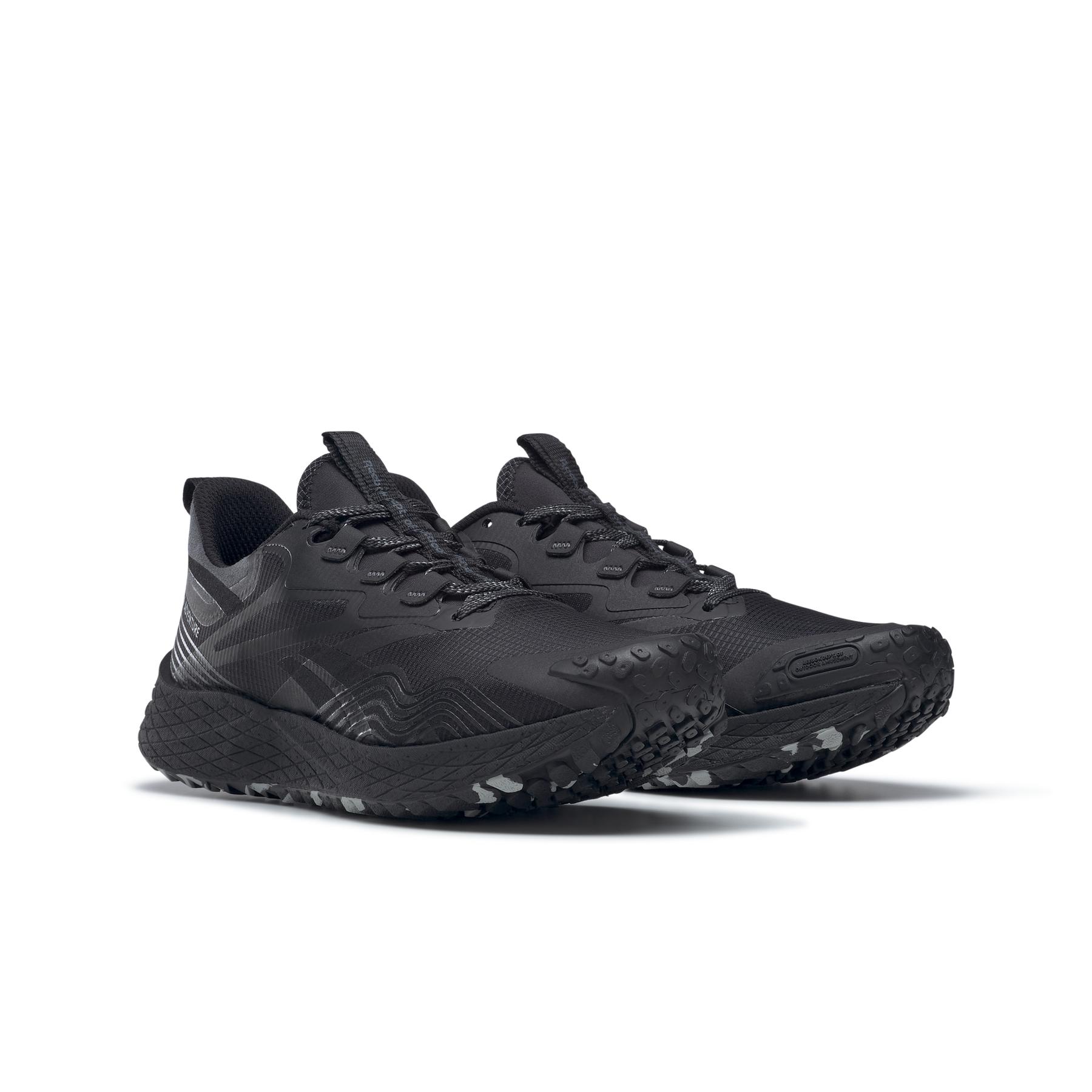 product/r/e/reebok_gz1406_5_footwear_photography_front_lateral_top_view_white_000.jpg