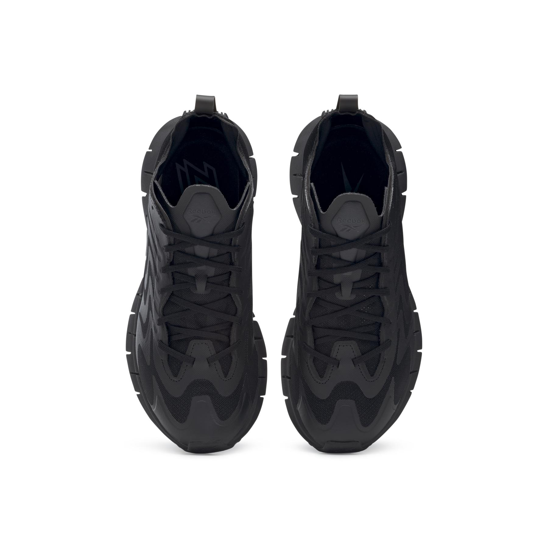 product/r/e/reebok_gz8803_2_footwear_photography_top_portrait_view_white_000.jpg