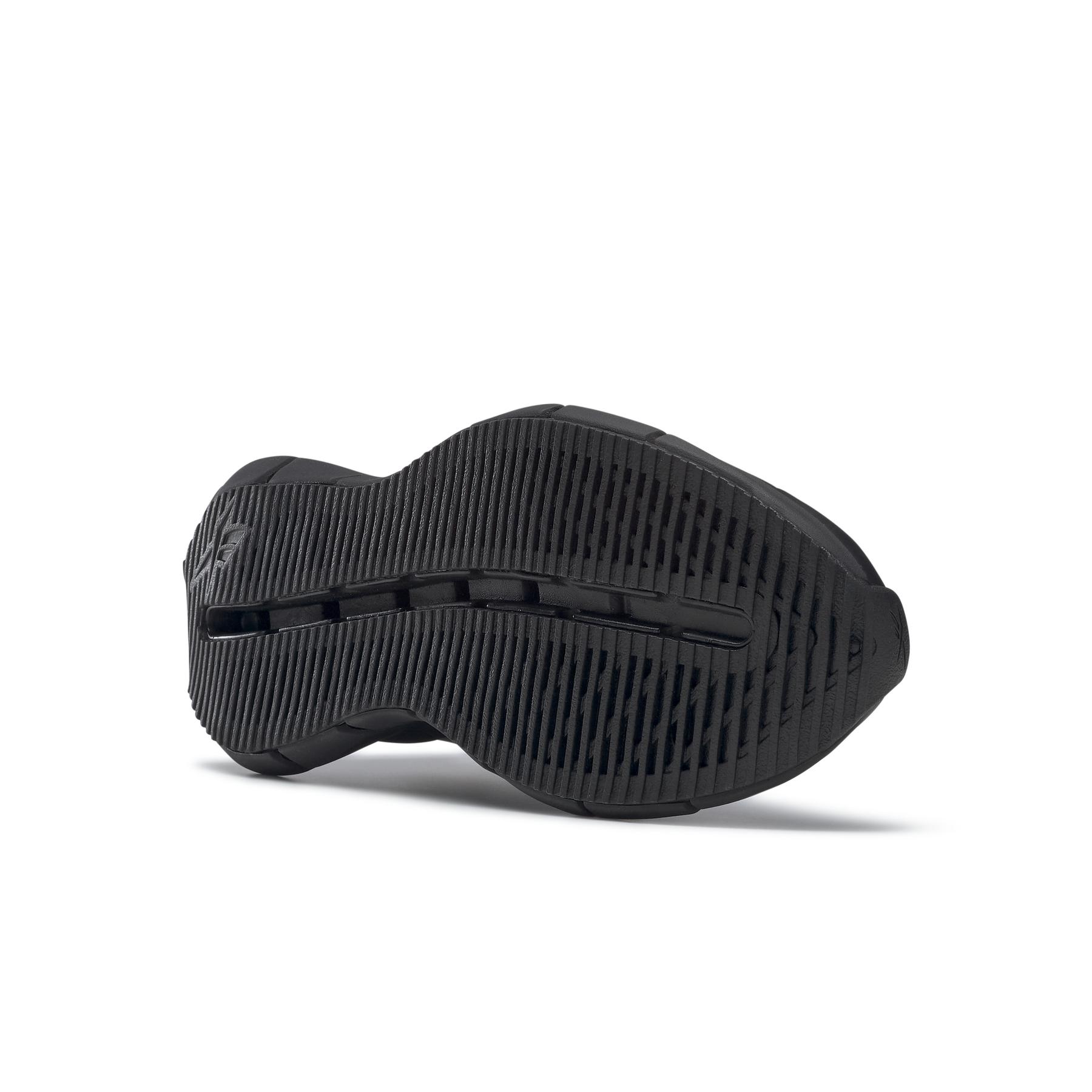 product/r/e/reebok_gz8803_3_footwear_photography_bottom_view_white_000.jpg