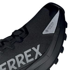 product/2/0/2025_09_adidas_jr5240_13_footwear_photography_reflective_detail_white.jpg