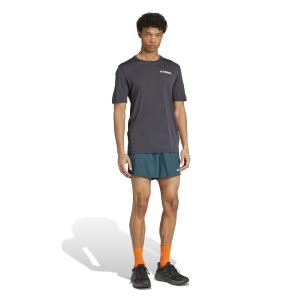 product/2/0/2025_adidas_jl6189_4_apparel_on_model_walking_view_white.jpg