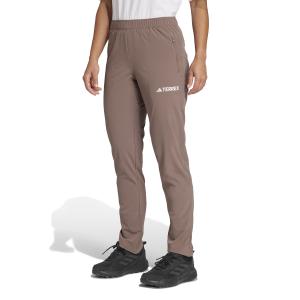product/2/0/2025_adidas_jm3132_2_apparel_on_model_standard_view_white.jpg