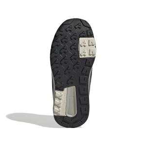 product/a/d/adidas_fw9327_4_footwear_photography_bottom_view_white_000.jpg