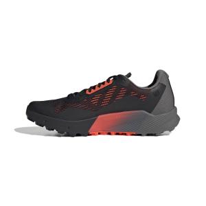 product/a/d/adidas_h03183_5_footwear_photography_side_medial_center_view_white_000.jpg