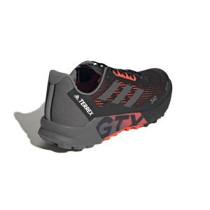 product/a/d/adidas_h03183_7_footwear_photography_back_lateral_top_view_white_000.jpg