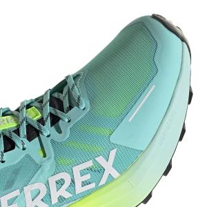 product/a/d/adidas_hp3686_8_footwear_photography_detail_view_1_white-nw091625.jpg
