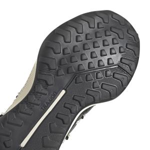 product/a/d/adidas_hq0941_10_footwear_photography_detail_view_3_white_000.jpg