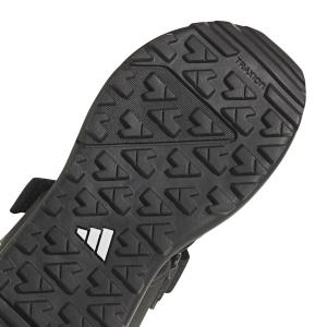 product/a/d/adidas_hq5835_9_footwear_photography_detail_view_2_white.jpg