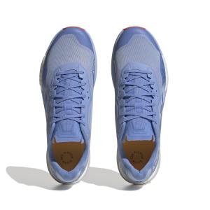product/a/d/adidas_hr1082_3_footwear_photography_top_portrait_view_white_000.jpg