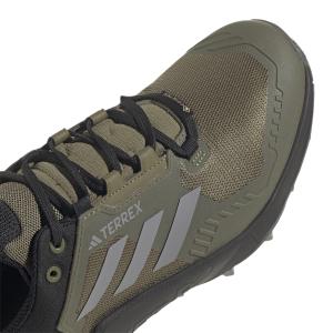 product/a/d/adidas_hr1312_9_footwear_photography_detail_view_2_white_000.jpg