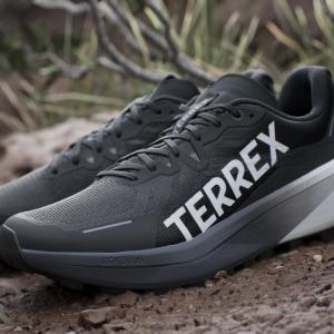 product/a/d/adidas_id0343_22_footwear_photography_heromrktng_view_9.jpg