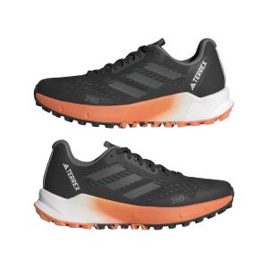 product/a/d/adidas_id2502_10_footwear_photography_mirrored_pair_view_white.jpg