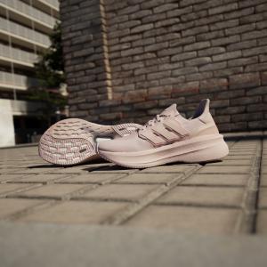 product/a/d/adidas_id8845_17_footwear_photography_heromrktng_view_4.jpg