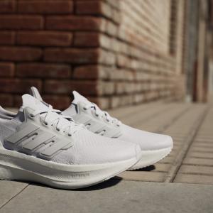 product/a/d/adidas_id8848_22_footwear_photography_heromrktng_view_9.jpg