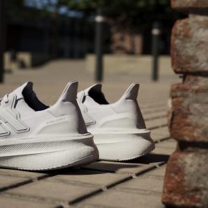 product/a/d/adidas_id8848_23_footwear_photography_heromrktng_view_10.jpg