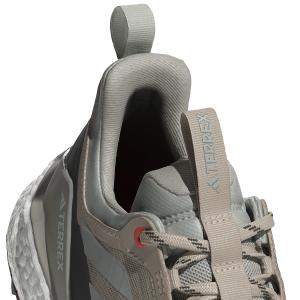 product/a/d/adidas_ie5121_8_footwear_photography_detail_view_1_white-030824.jpg
