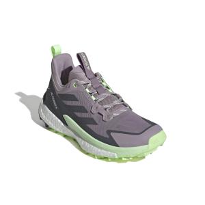 product/a/d/adidas_ie5123_6_footwear_photography_front_lateral_top_view_white.jpg