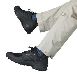 product/a/d/adidas_ie7634_19_footwear_photography_heromrktng_view_3_white.jpg