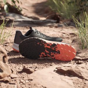 product/a/d/adidas_ig8018_18_footwear_photography_heromrktng_view_4_white.jpg