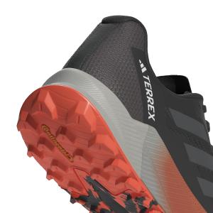 product/a/d/adidas_ig8018_9_footwear_photography_detail_view_2_white.jpg
