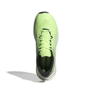 product/a/d/adidas_ig8026_3_footwear_photography_top_portrait_view_white-nw031524.jpg