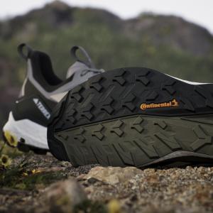 product/a/d/adidas_ig8881_22_footwear_photography_heromrktng_view_11.jpg