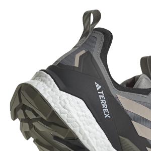 product/a/d/adidas_ig8881_9_footwear_photography_detail_view_2_white.jpg