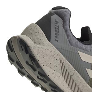 product/a/d/adidas_ig8923_9_footwear_photography_detail_view_2_white.jpg