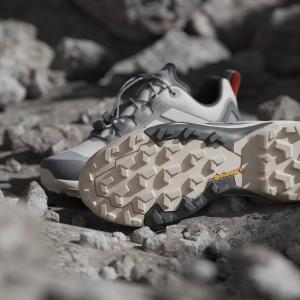 product/a/d/adidas_ih1099_23_footwear_photography_heromrktng_view_11-nw091625.jpg
