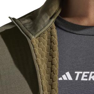 product/a/d/adidas_iq3742_7_apparel_on_model_detail_view_1_white.jpg