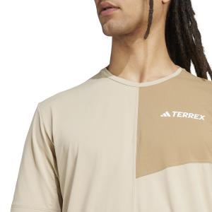 product/a/d/adidas_jd2105_savann_6.jpg