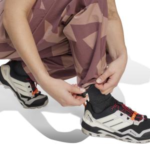 product/a/d/adidas_je9430_6_apparel_on_model_detail_view_1_white.jpg